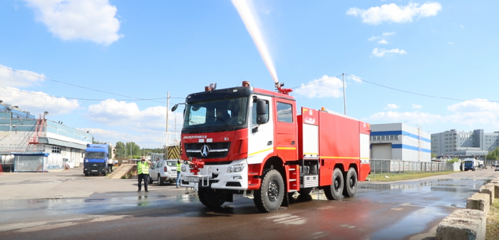 Автопробег и презентация аэродромного пожарного автомобиля АА-12/60 на шасси 3043 производства АО «УралПОЖТЕХНИКА»