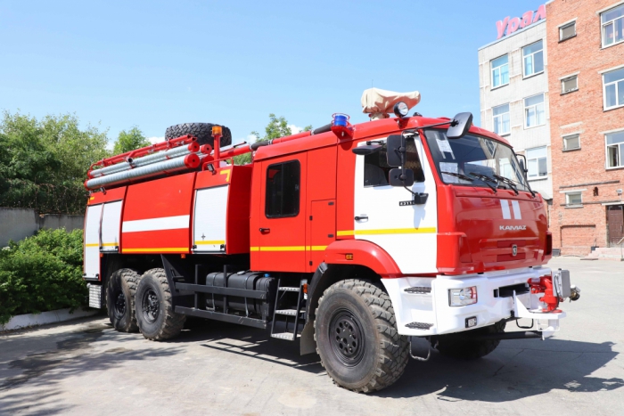 Поставка аэродромного автомобиля в Ульяновский институт гражданской авиации