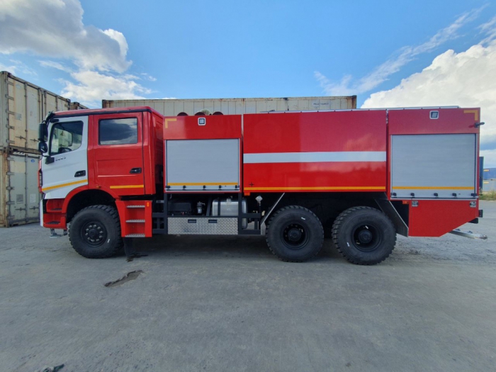 Поставка аэродромного автомобиля АА-9,0/(30-60) (3043) в аэропорт Норильска
